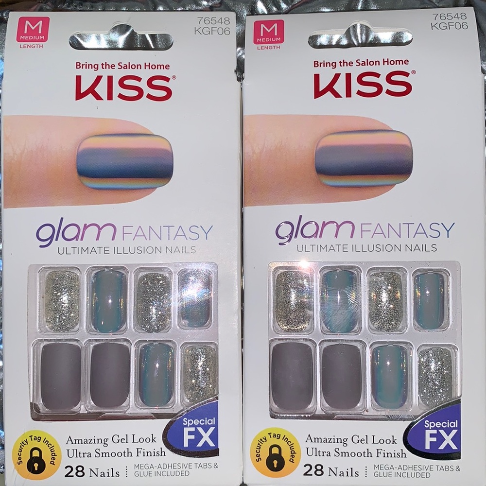 Kiss Glam Fantasy Press-On nails two sets